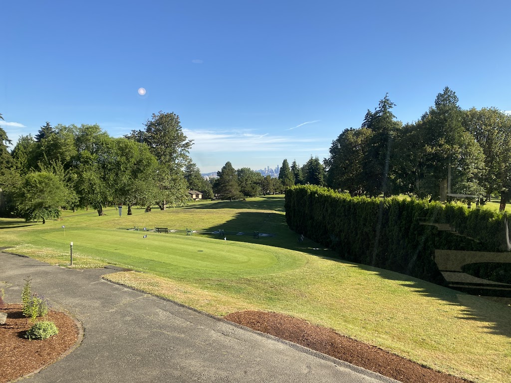 Panoramic view of a lush green golf course at Glen Acres Golf & Country Club. Smooth