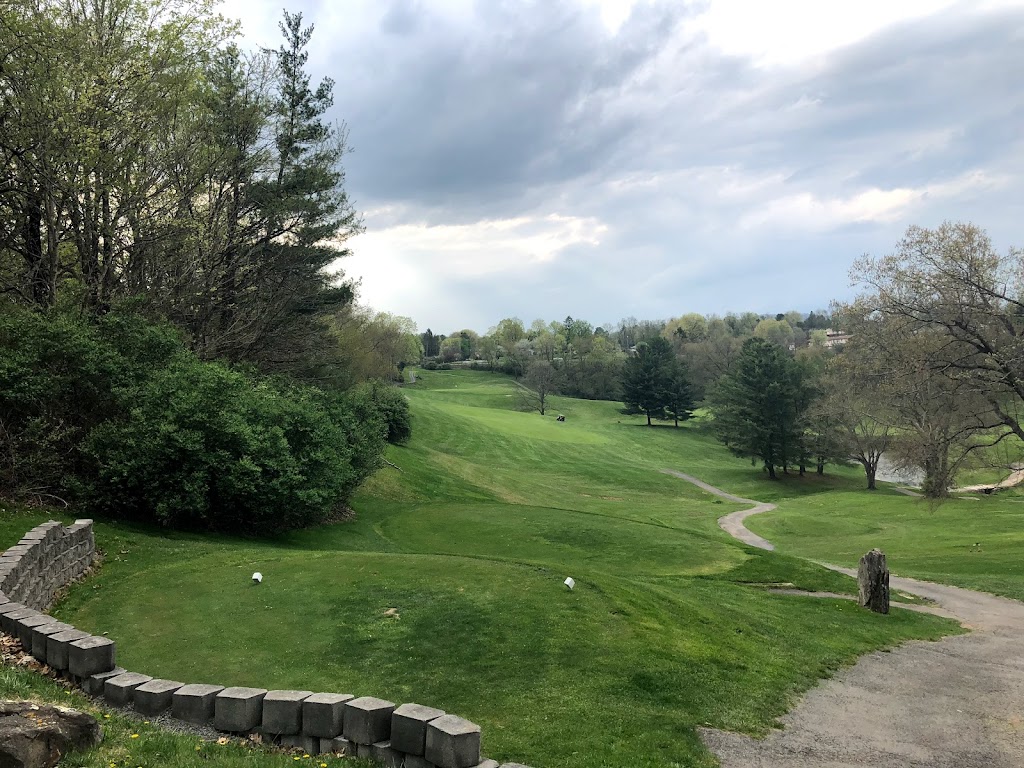 Panoramic view of a lush green golf course at Lewisburg Elks Country Club. Smooth