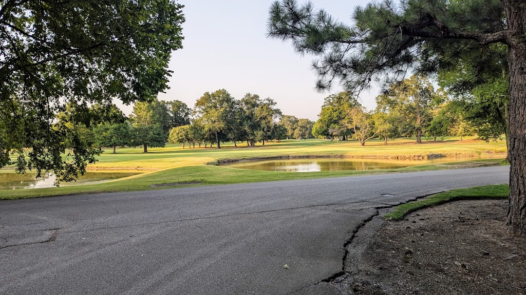 Panoramic view of a lush green golf course at Links At Galloway Golf Course. Smooth