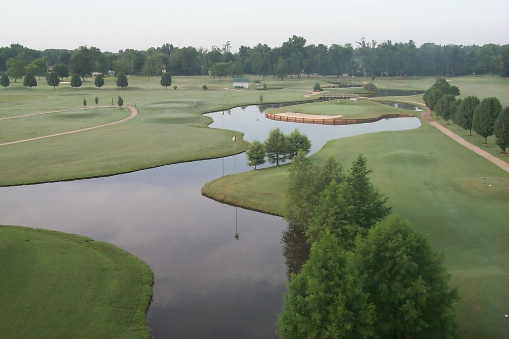 Panoramic view of a lush green golf course at Shiloh Ridge Golf & Fitness. Smooth