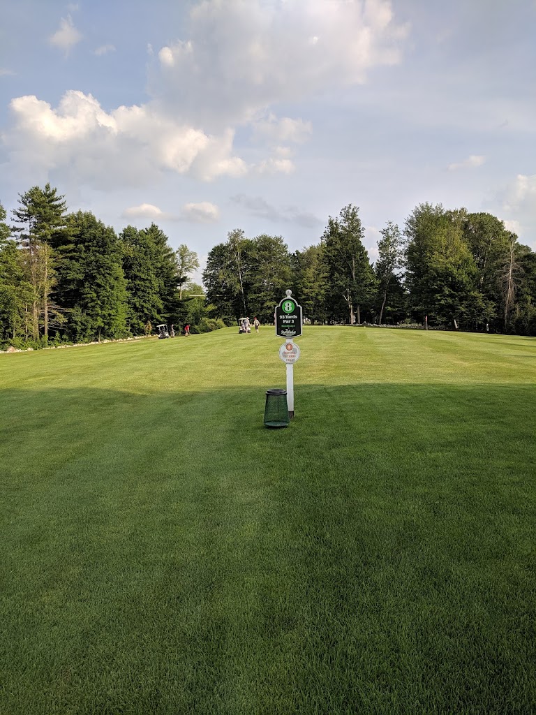 Panoramic view of a lush green golf course at Stonehedge Golf and FootGolf Course. Smooth