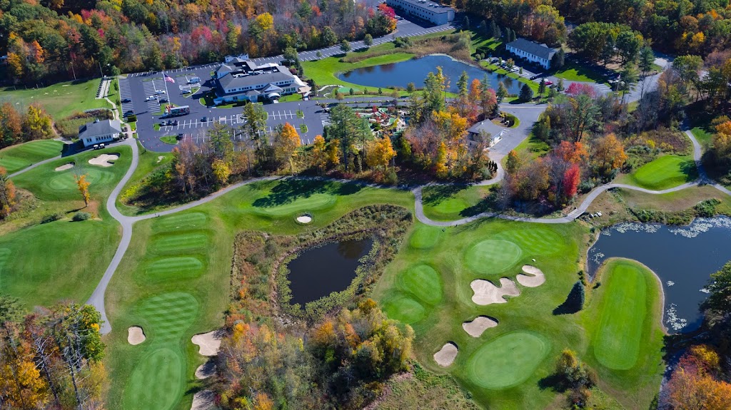 Panoramic view of a lush green golf course at The Links at LaBelle Winery. Smooth